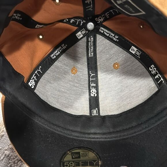 New Era New York Yankees 59FIFTY Fitted Hat Cap Wheat Suede Pack Size 7 1/4 EUC - Picture 11 of 11